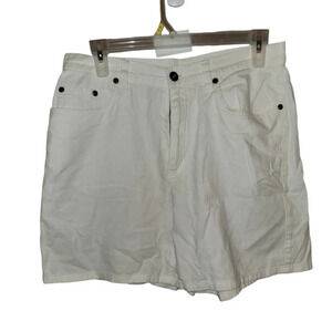 Liz Calibourne shorts
